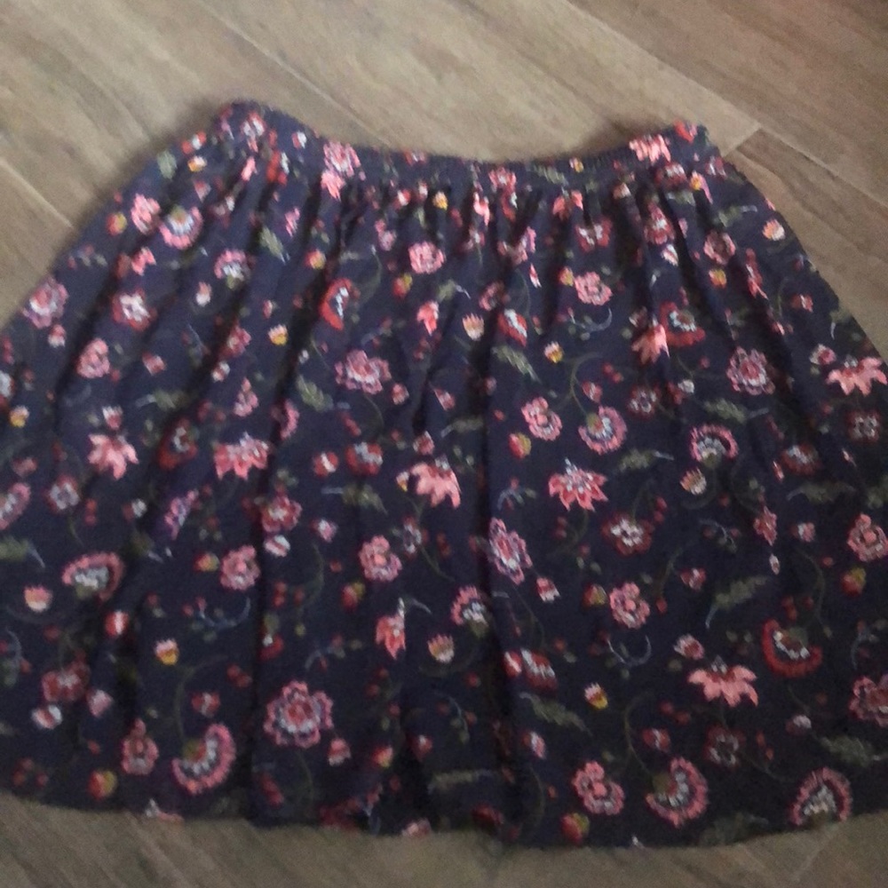 Hollister skirt size medium